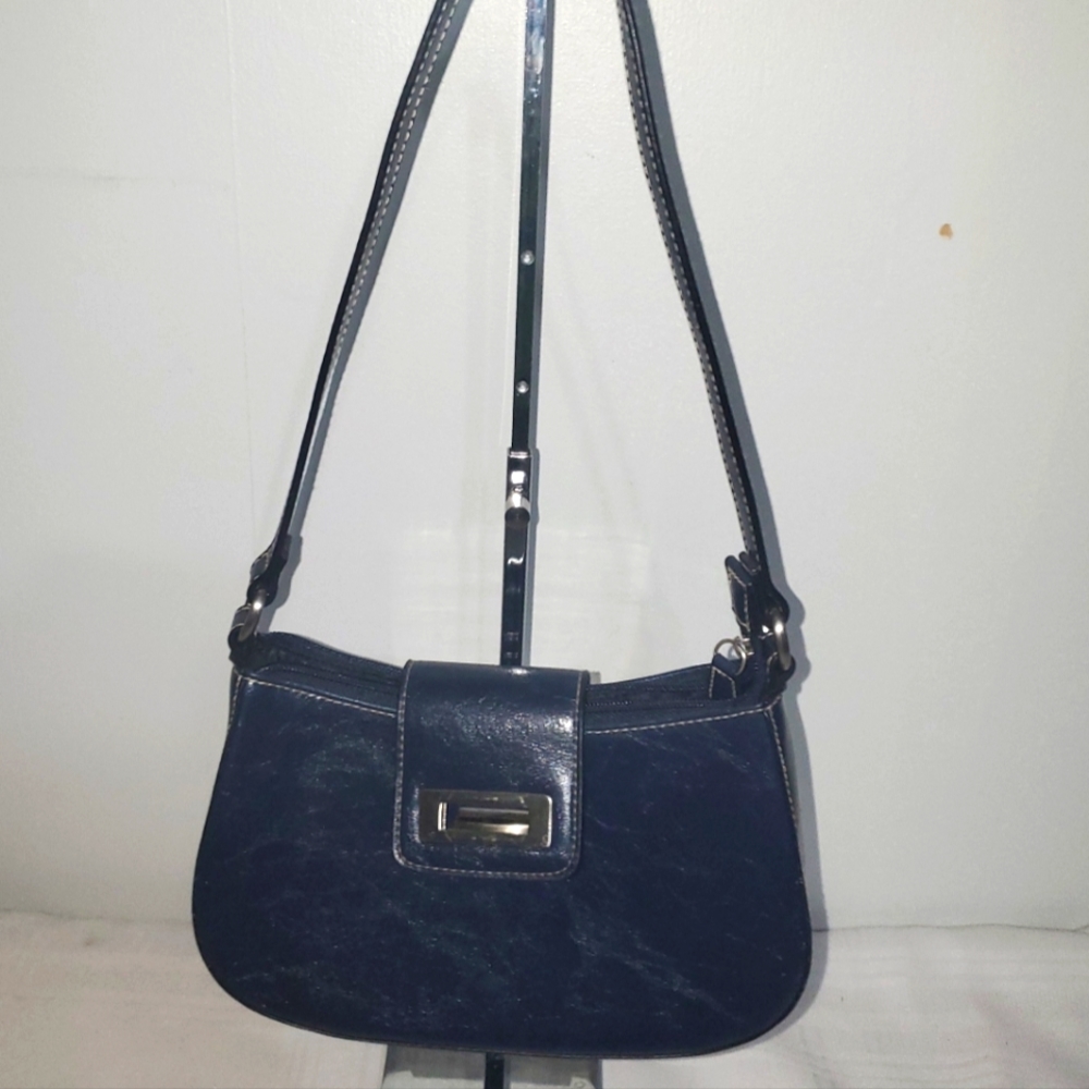 APT 9 LEATHER HOBO SHOULDER BAG